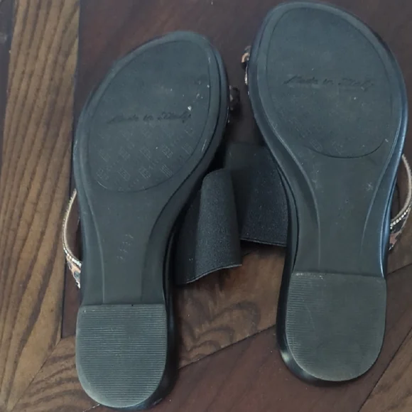 Leopard Print Black Women's Sandals - Picture 5 of 5